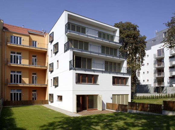 Dostavba domu Jeseniova č.p. 500