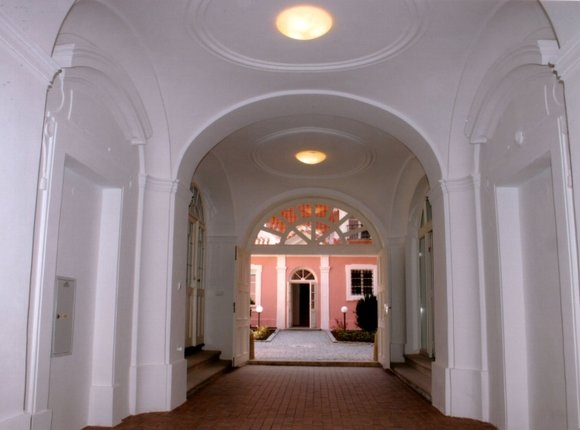 Neubergovský palác