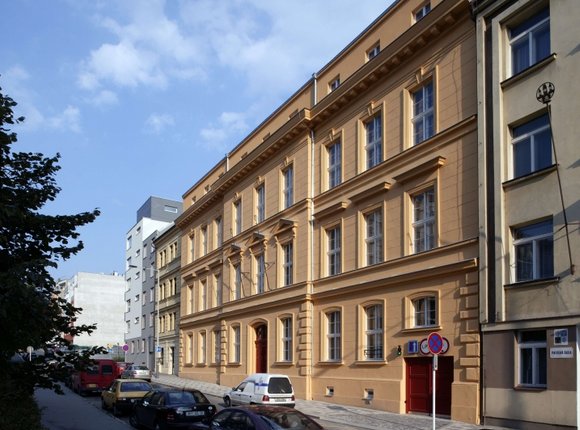Dostavba domu Jeseniova č.p. 500
