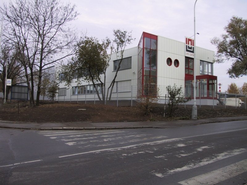Logistické centrum Uni-Data