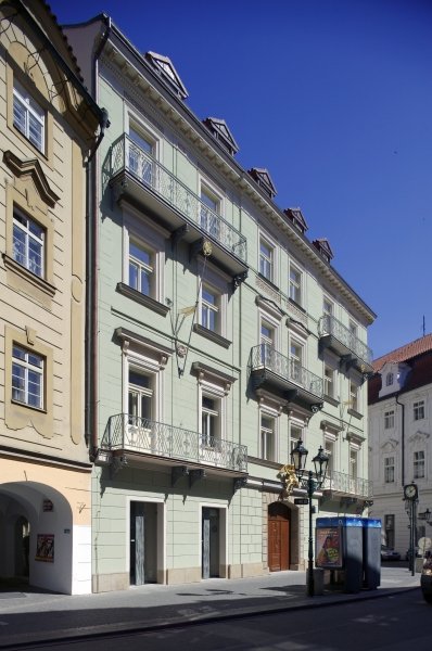 Hotel U Zlatého anděla, Celetná