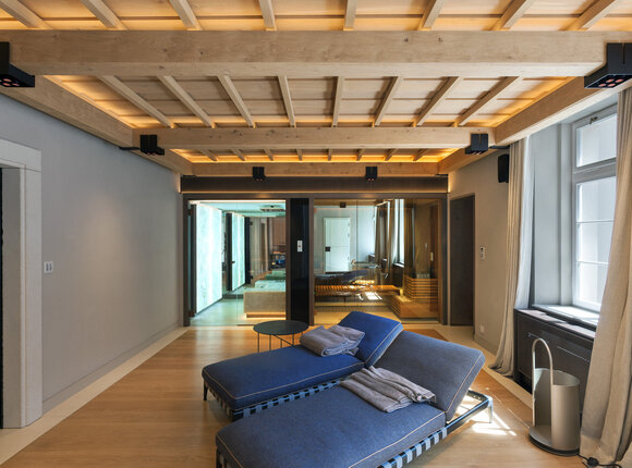 Renovation of a historic building and garden terraces