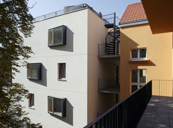 Dostavba domu Jeseniova č.p. 500
