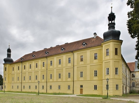 Klášter premonstrátů Teplá, vzorová obnova NKP